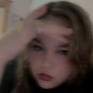 Meet your Posher, Caroleana